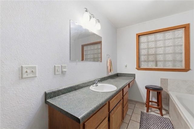1428 Kay Lynn Drive, Pea Ridge, AR 72751