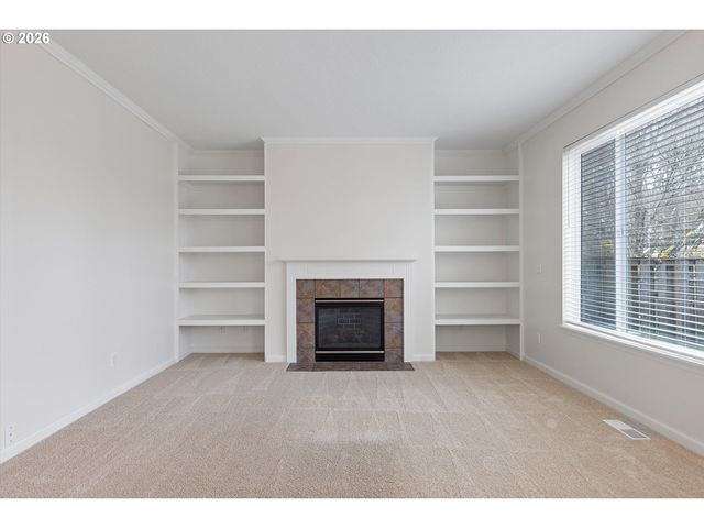 20825 Sw RAVENSWOOD St, Beaverton, OR 97078