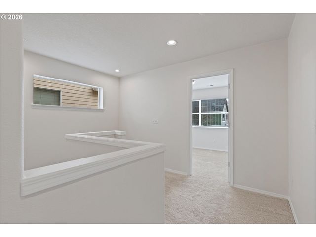 20825 Sw RAVENSWOOD St, Beaverton, OR 97078