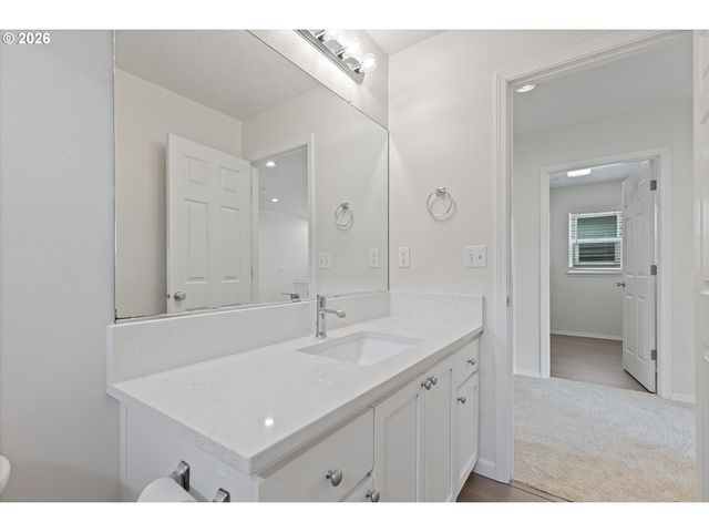 20825 Sw RAVENSWOOD St, Beaverton, OR 97078