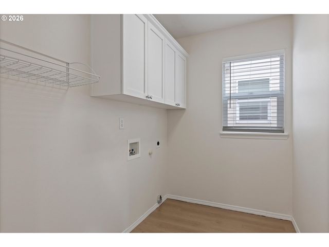 20825 Sw RAVENSWOOD St, Beaverton, OR 97078