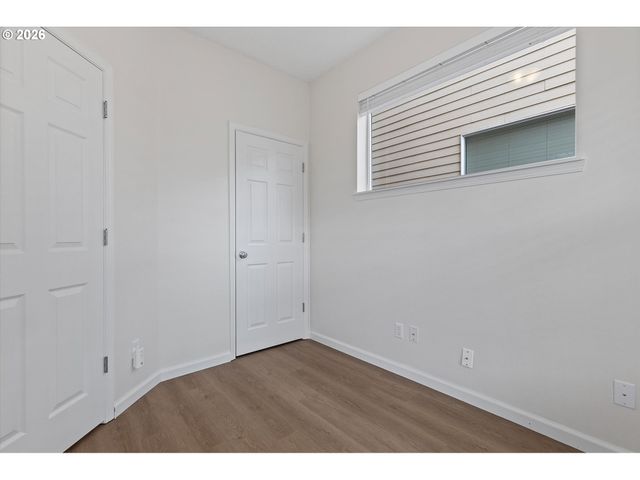 20825 Sw RAVENSWOOD St, Beaverton, OR 97078