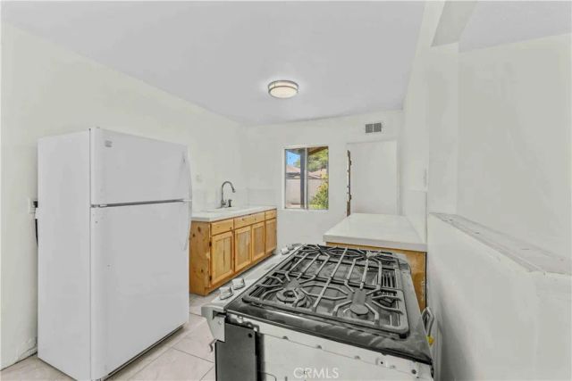 11215 Maplefield, South El Monte, CA 91733