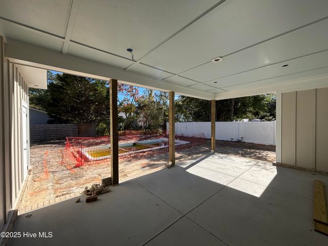 120 NE 17th Street, Oak Island, NC 28465