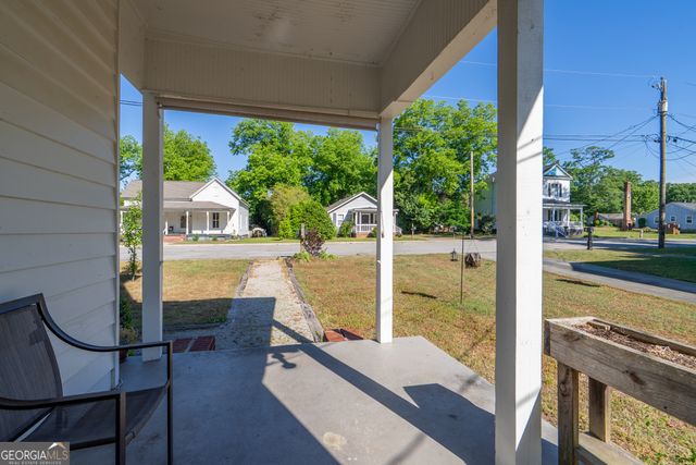 243 Boulevard B, Monroe, GA 30655