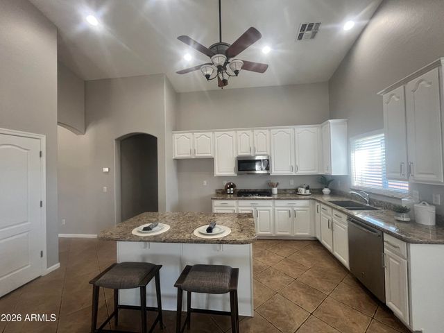 11216 N N 152nd Ln Lane, Surprise, AZ 85379