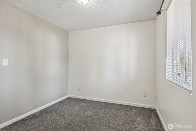 3418 SE Azalea Avenue, Port Orchard, WA 98366