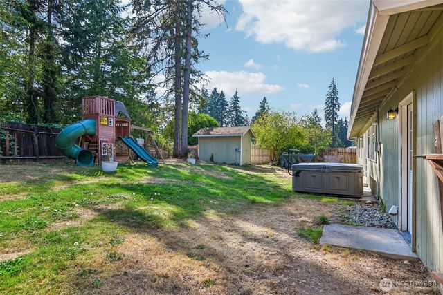 3418 SE Azalea Avenue, Port Orchard, WA 98366