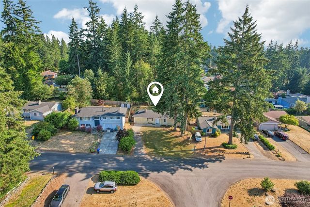 3418 SE Azalea Avenue, Port Orchard, WA 98366