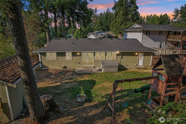 3418 SE Azalea Avenue, Port Orchard, WA 98366