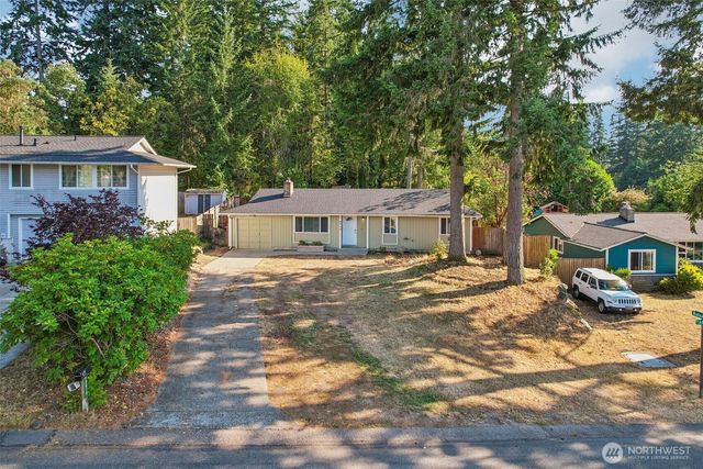 3418 SE Azalea Avenue, Port Orchard, WA 98366