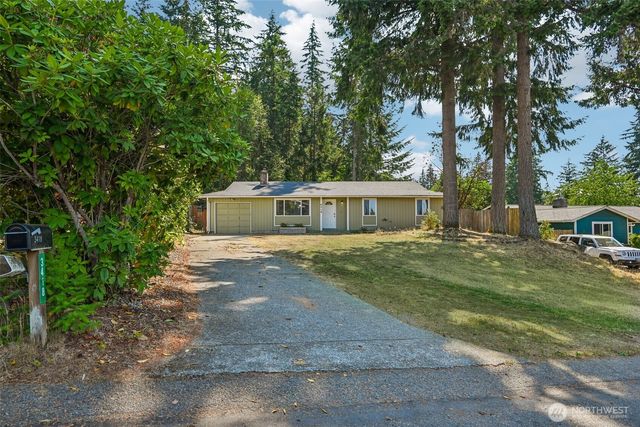 3418 SE Azalea Avenue, Port Orchard, WA 98366