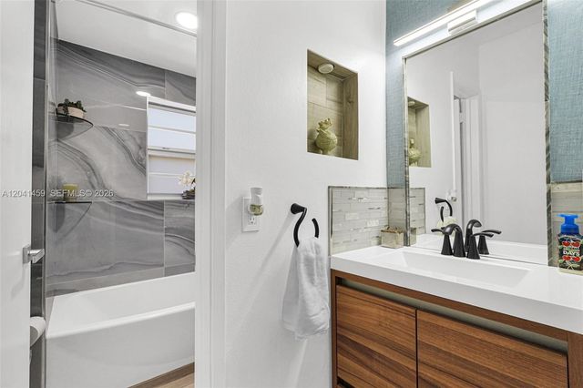 1790 E Las Olas Boulevard 11, Fort Lauderdale, FL 33301