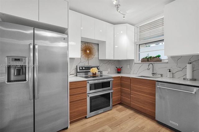 1790 E Las Olas Boulevard 11, Fort Lauderdale, FL 33301