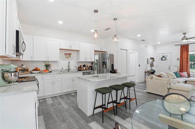 318 NE 19TH STREET, Gainesville, FL 32641