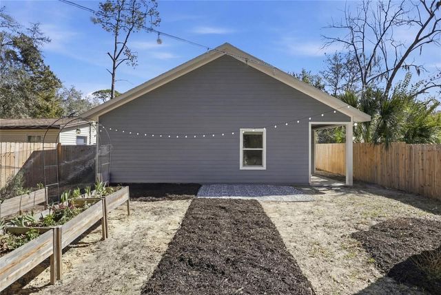 318 NE 19TH STREET, Gainesville, FL 32641