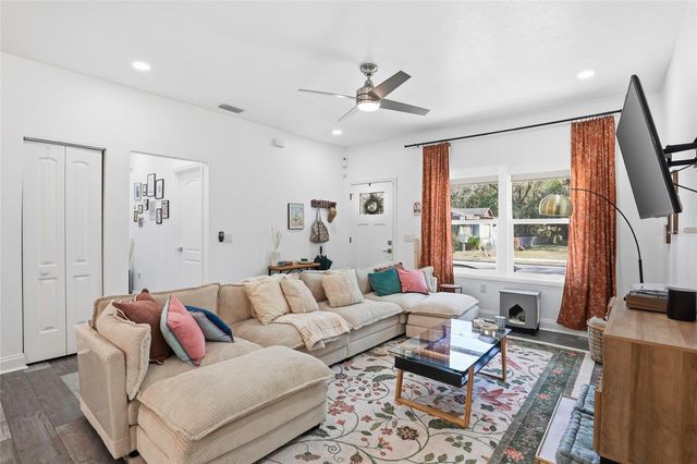 318 NE 19TH STREET, Gainesville, FL 32641