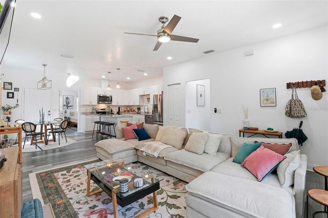 318 NE 19TH STREET, Gainesville, FL 32641