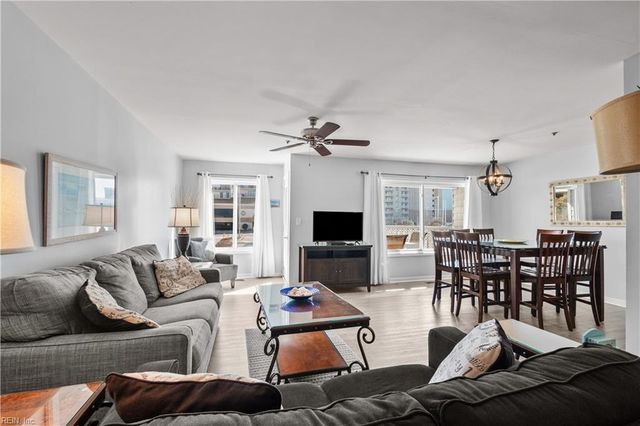 217 4th ST, Virginia Beach, VA 23451