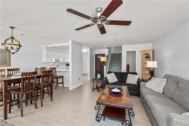 217 4th ST, Virginia Beach, VA 23451