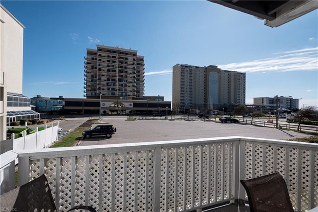 217 4th ST, Virginia Beach, VA 23451