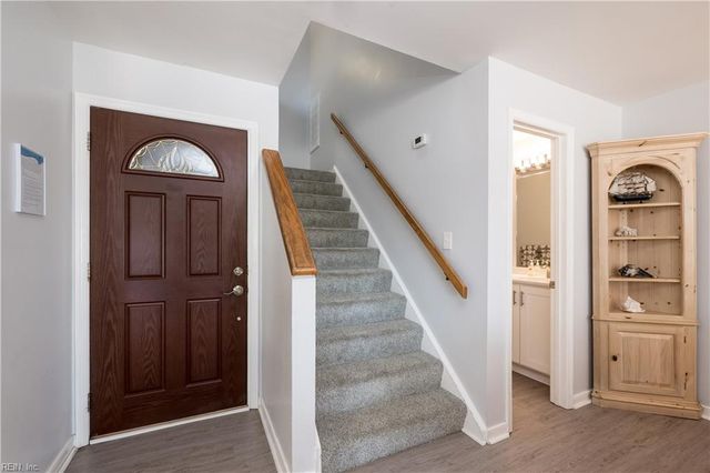 217 4th ST, Virginia Beach, VA 23451