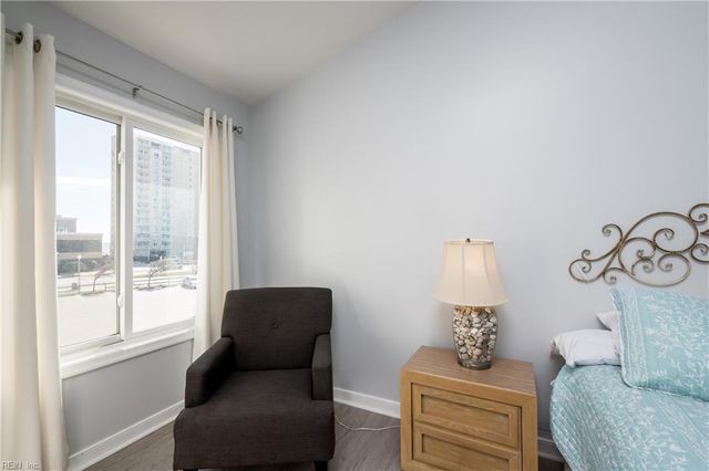 217 4th ST, Virginia Beach, VA 23451