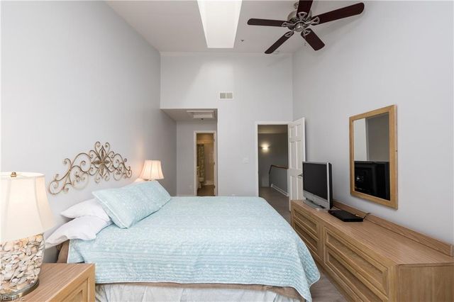 217 4th ST, Virginia Beach, VA 23451