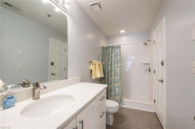 217 4th ST, Virginia Beach, VA 23451