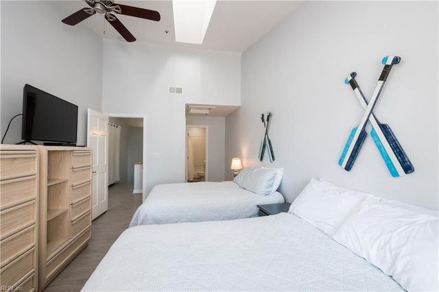 217 4th ST, Virginia Beach, VA 23451