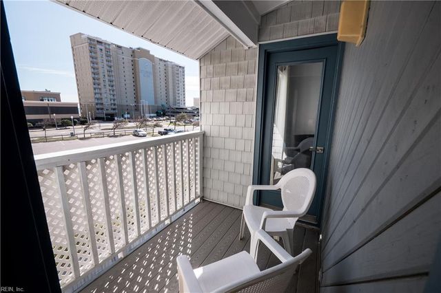 217 4th ST, Virginia Beach, VA 23451