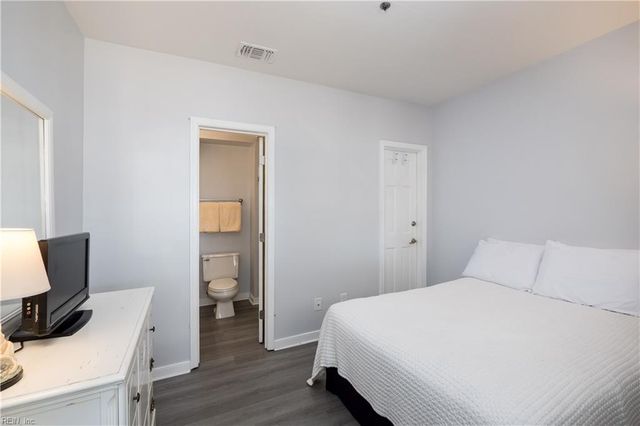 217 4th ST, Virginia Beach, VA 23451