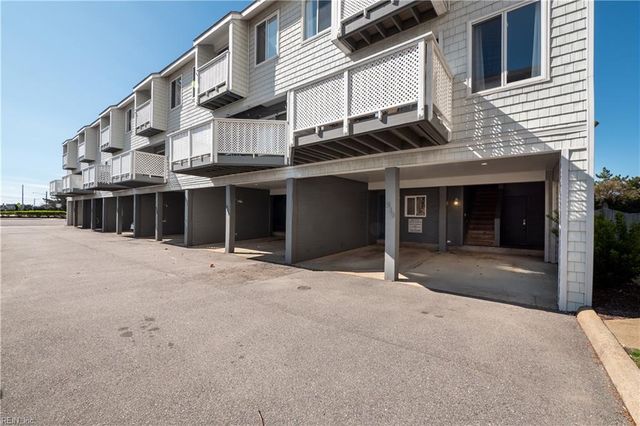 217 4th ST, Virginia Beach, VA 23451