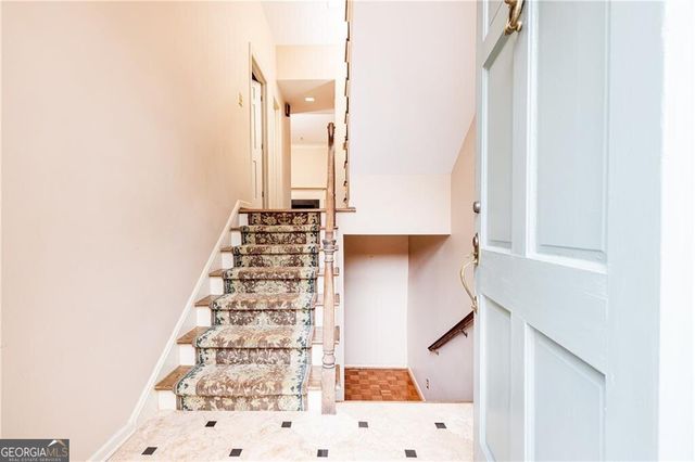 27 Mooregate Square, Atlanta, GA 30327