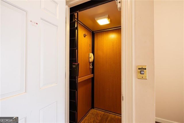 27 Mooregate Square, Atlanta, GA 30327