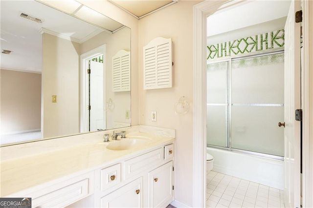 27 Mooregate Square, Atlanta, GA 30327