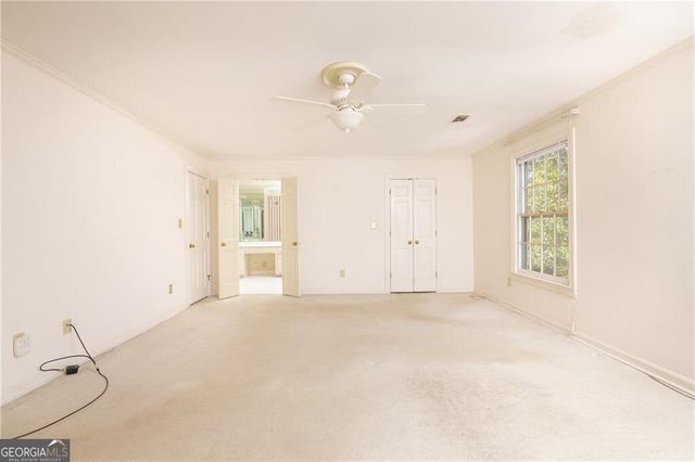 27 Mooregate Square, Atlanta, GA 30327