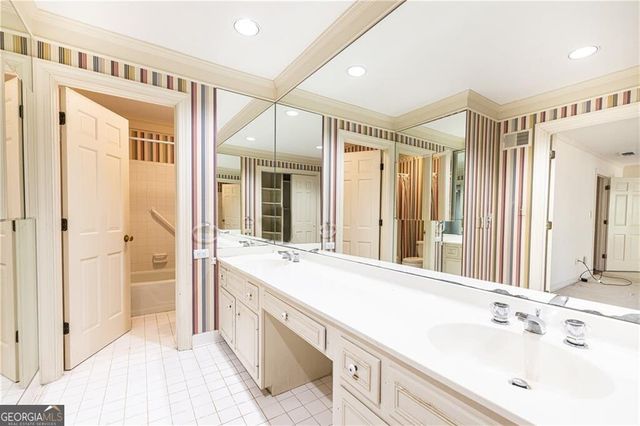 27 Mooregate Square, Atlanta, GA 30327