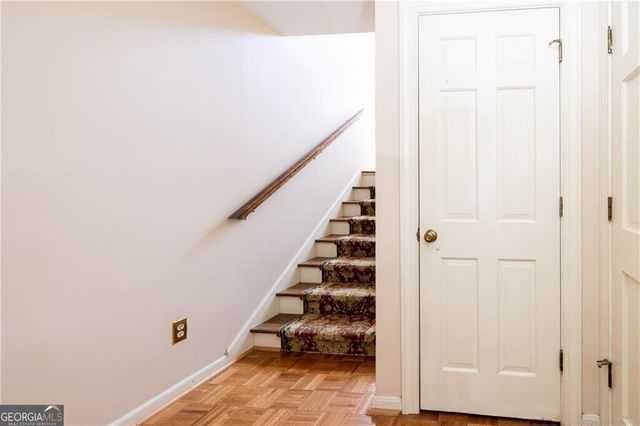 27 Mooregate Square, Atlanta, GA 30327