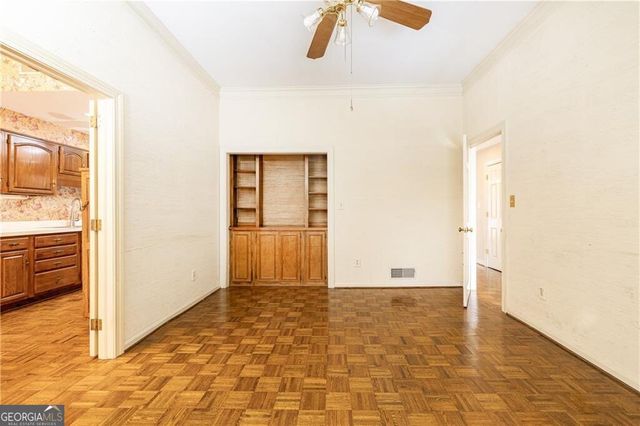 27 Mooregate Square, Atlanta, GA 30327