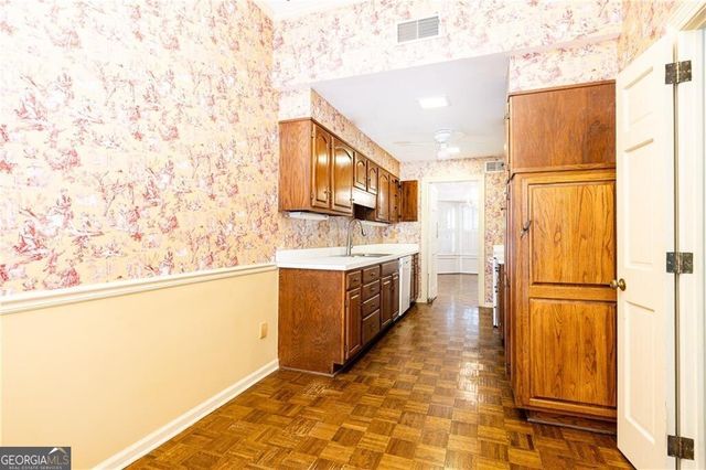 27 Mooregate Square, Atlanta, GA 30327