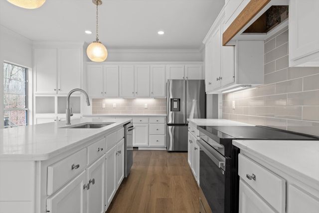 4715 Creek Point Lane, Signal Mountain, TN 37377