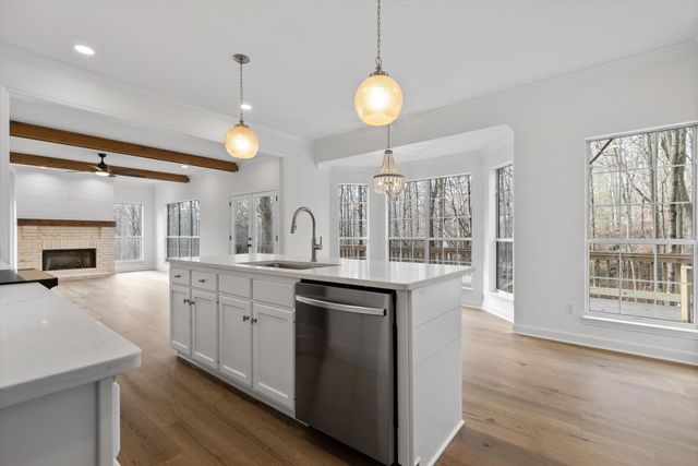4715 Creek Point Lane, Signal Mountain, TN 37377