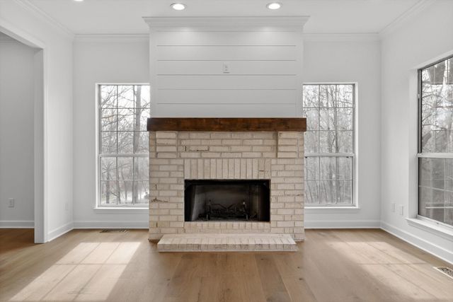 4715 Creek Point Lane, Signal Mountain, TN 37377