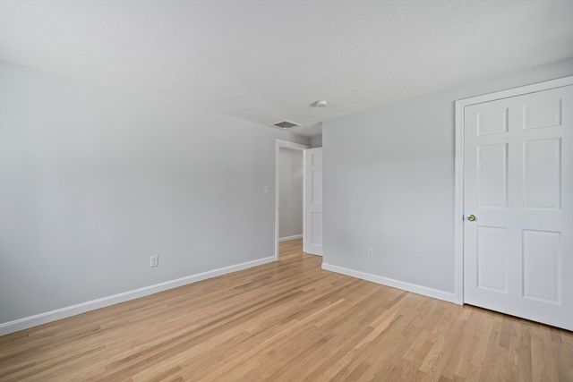 33 Cedar Acres Ln, Cohasset, MA 02025