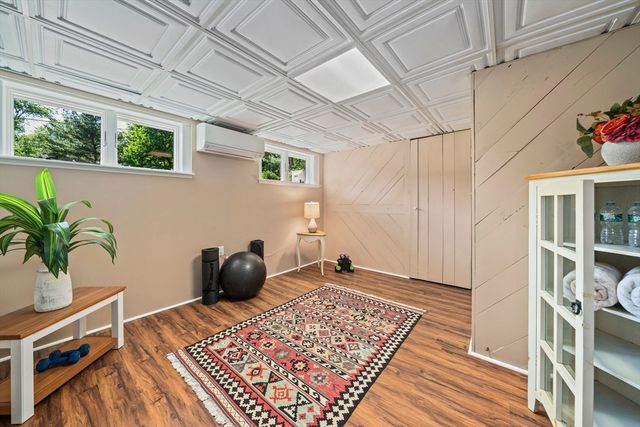 33 Cedar Acres Ln, Cohasset, MA 02025