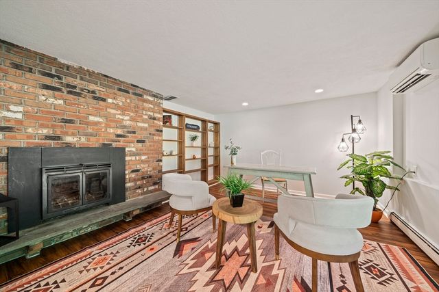 33 Cedar Acres Ln, Cohasset, MA 02025