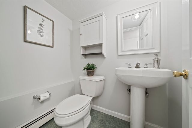 33 Cedar Acres Ln, Cohasset, MA 02025
