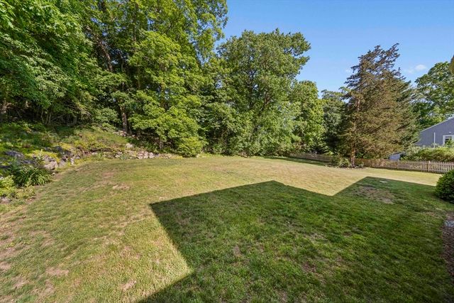 33 Cedar Acres Ln, Cohasset, MA 02025