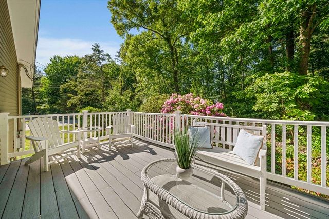 33 Cedar Acres Ln, Cohasset, MA 02025